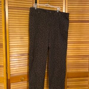 Amazing Amimal print jeans